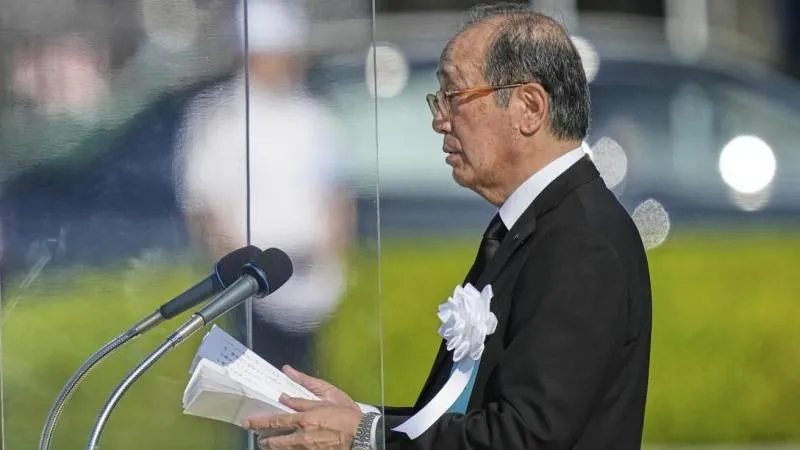 Le maire d'Hiroshima a critiqué la Russie pour l'Ukraine lors de l'anniversaire, en oubliant volontairement les États-Unis