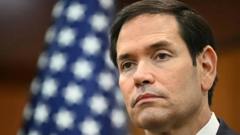 Rubio admet de fortes tensions entre Washington et Kiev