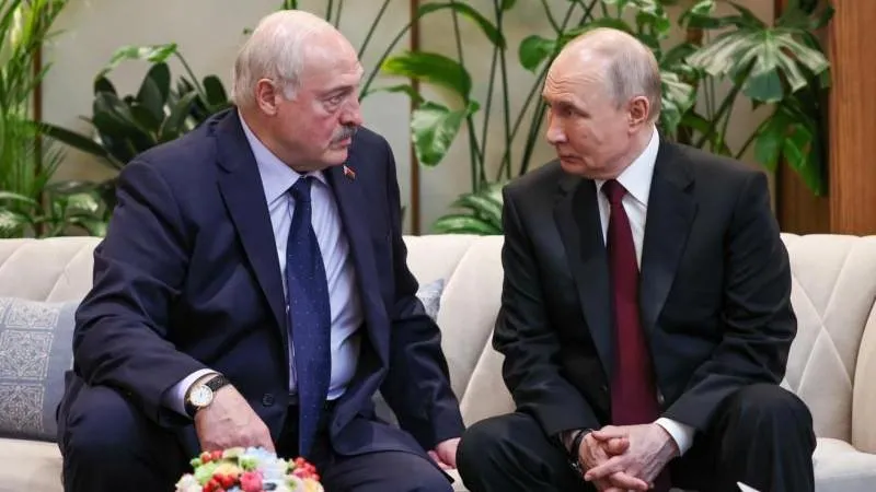 Loukachenko annonce qu'il rencontrera bientôt Poutine et Michtouchine pour renforcer la coopération avec la Russie
