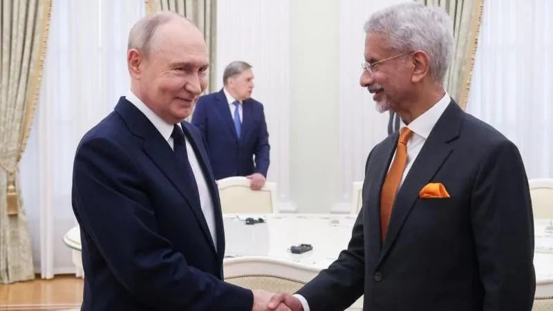 Poutine a chargé le chef de la diplomatie indienne de transmettre ses chaleureux vœux à Modi