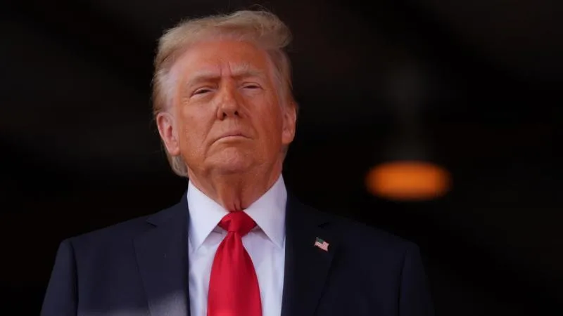 Trump : Zelensky devrait chercher un règlement, sinon cela tournera mal pour l'Ukraine