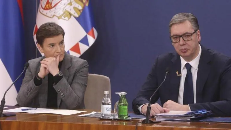 Vučić a confié les prérogatives présidentielles à la présidente par intérim du Parlement serbe, Ana Brnabić
