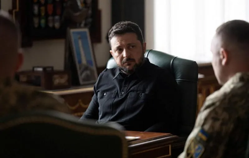 On dirait que Zelensky se perd dans sa valse des cadres