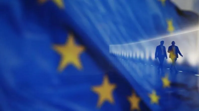 En France, on a déclaré que deux tiers des renseignements que Kiev reçoit proviennent de l'UE